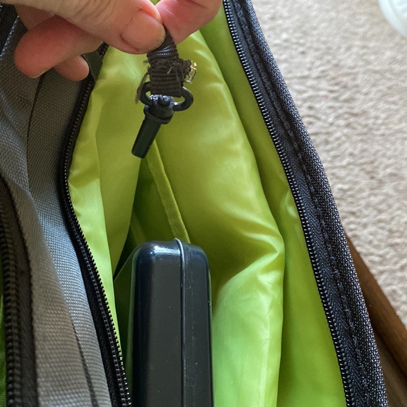 NWOT- Eddie Bauer Diaper Bag Lime Green. & Gray, multiple Pockets, Changing Pad - Picture 9 of 16